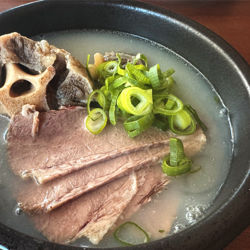 소꼬리 사골곰탕 (Oxtail Soup)