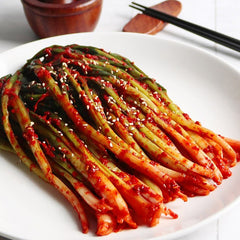 쪽파김치 (Green Onion Kimchi)